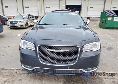 2016 Chrysler 300C z USA, uszkodzony, nr VIN 2C3CCAEGXGH189668